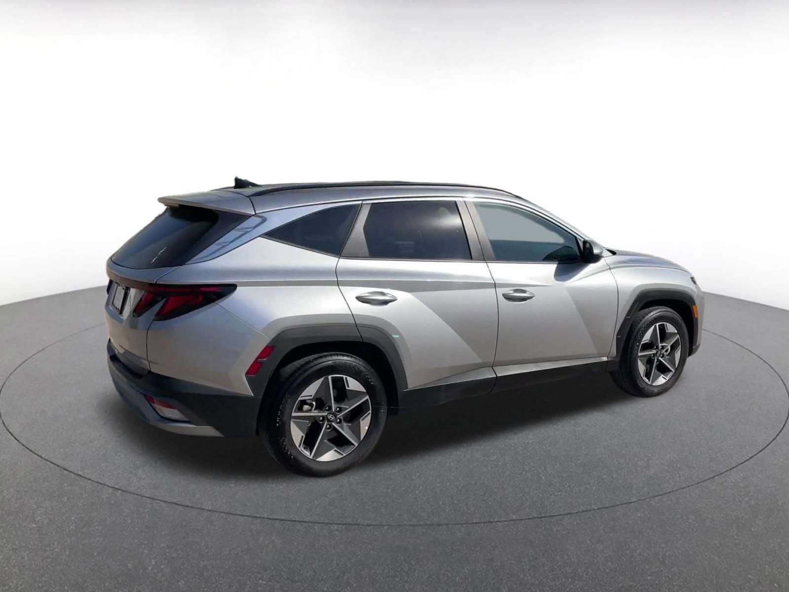 Used 2025 Hyundai Tucson SEL FWD image 15