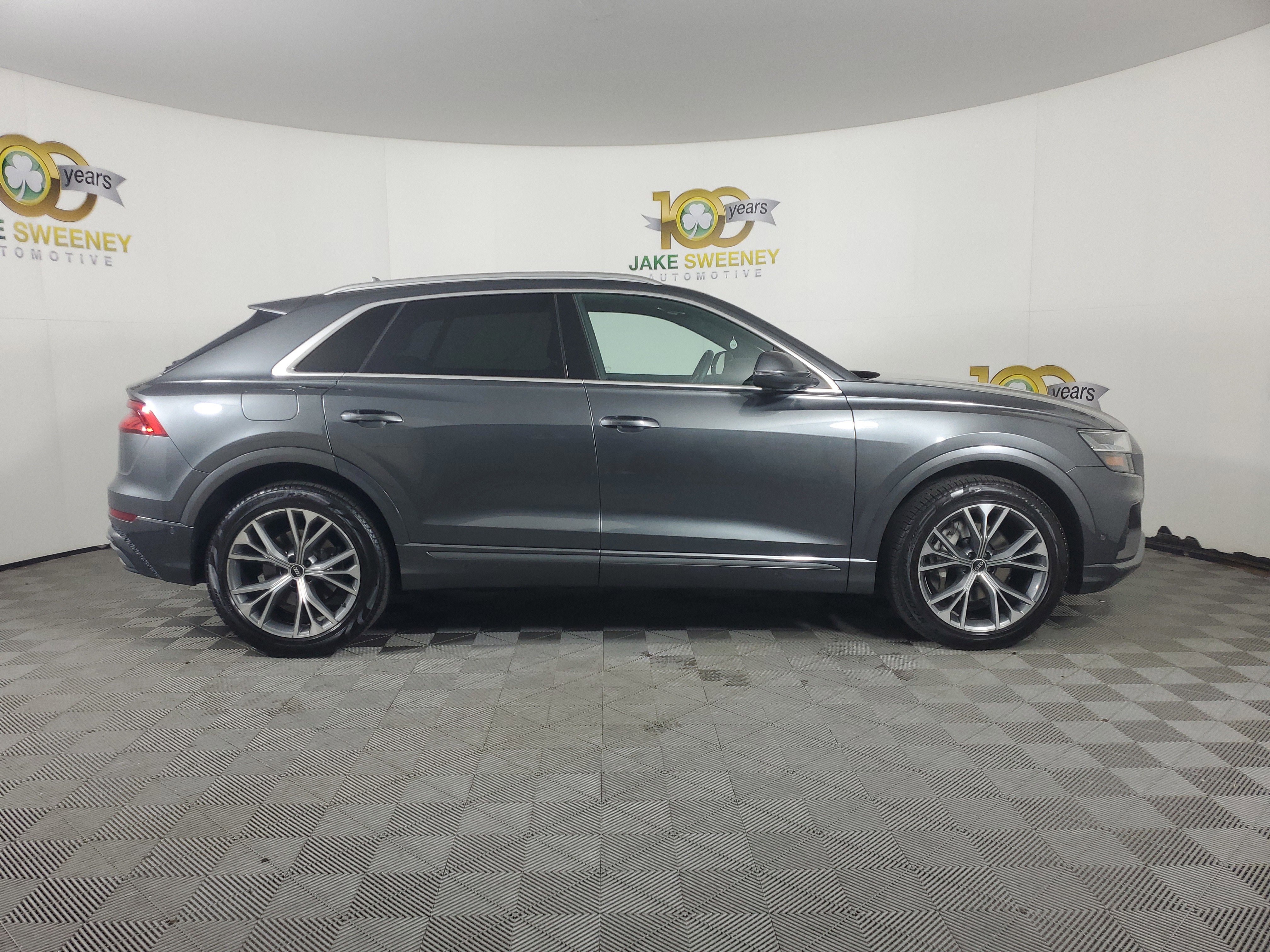 Used 2021 Audi Q8 Premium Plus image 8