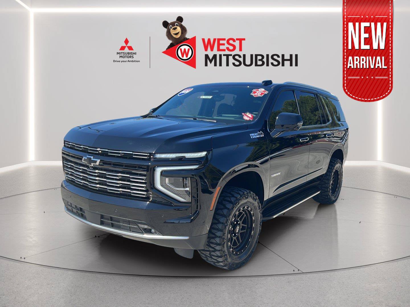 Used 2026 Chevrolet Tahoe High Country w/ Sun And Tow Package AWD/4WD image 1
