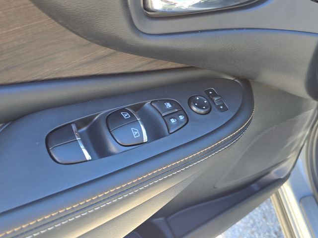 Certified 2024 Nissan Murano Platinum w/ Cargo Package image 21