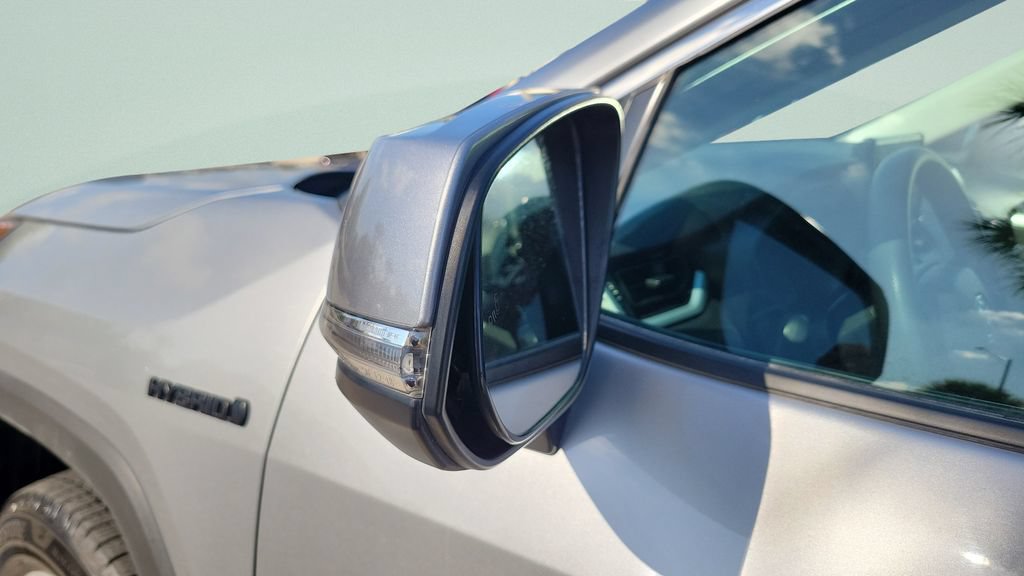 Certified 2020 Toyota RAV4 LE AWD/4WD image 26