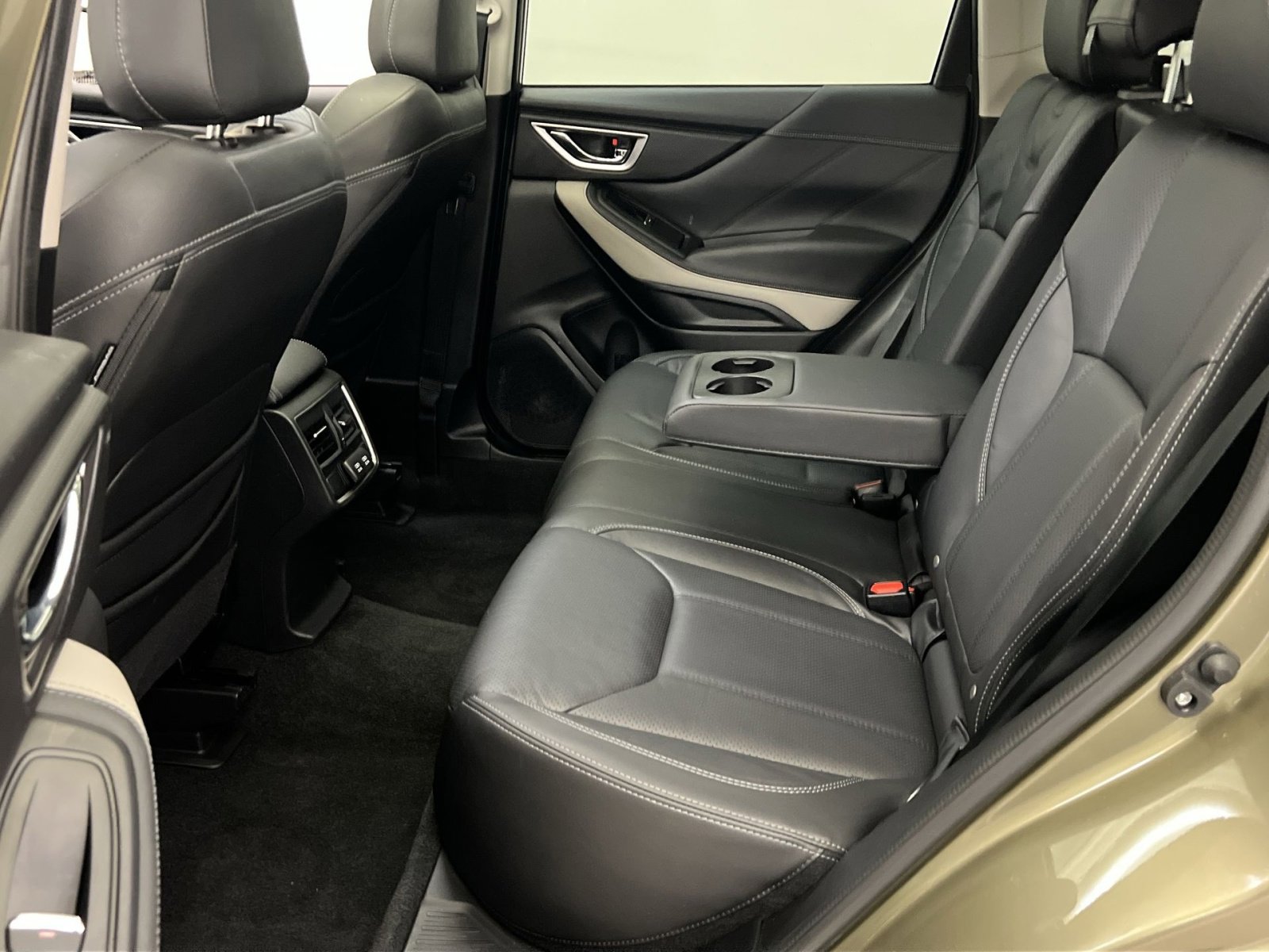 Used 2022 Subaru Forester Limited image 23