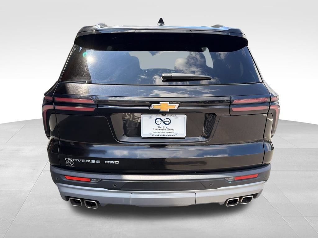 Used 2025 Chevrolet Traverse LT AWD/4WD image 6