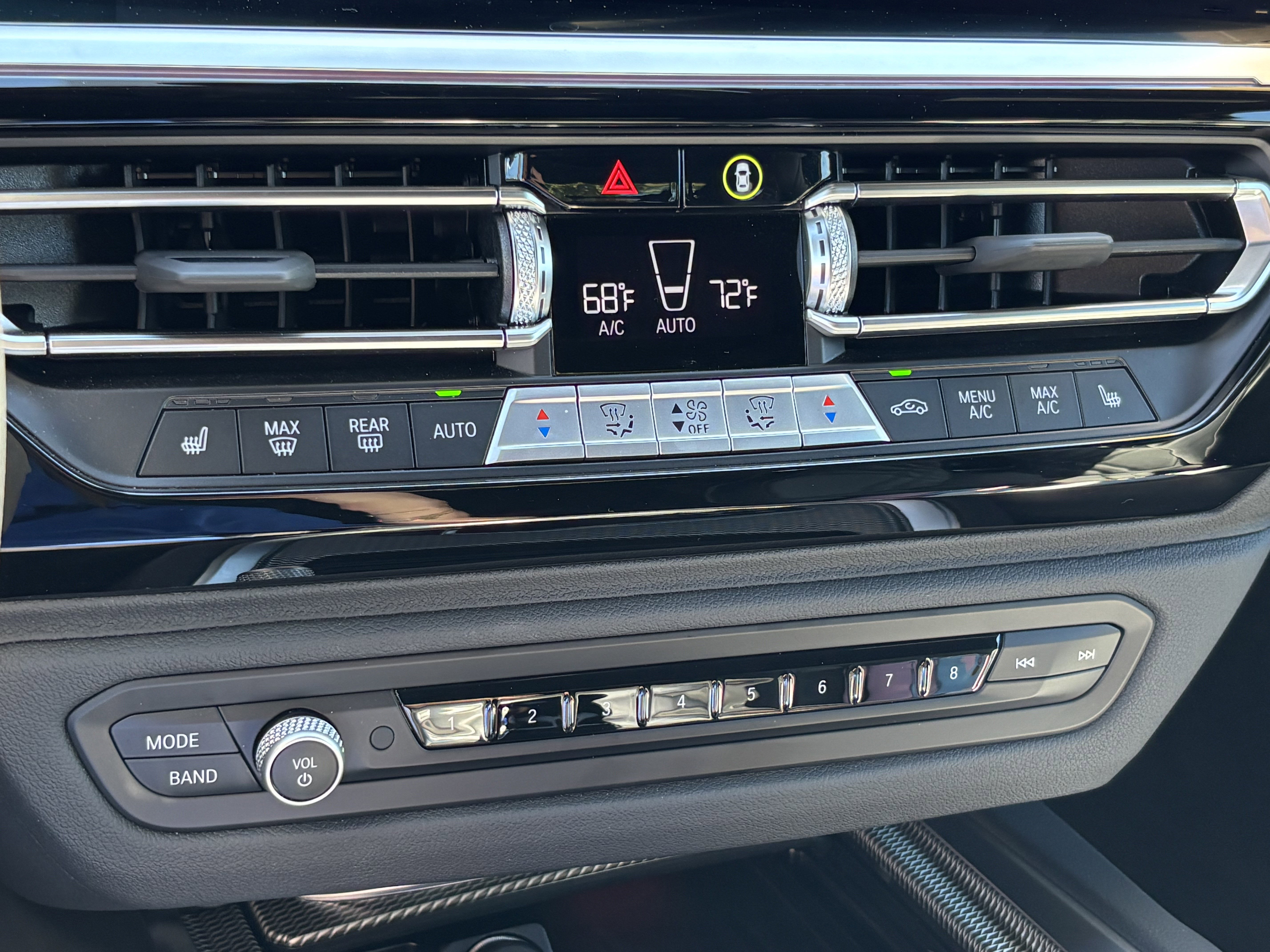 Certified 2025 BMW Z4 M40i w/ Premium Package image 29