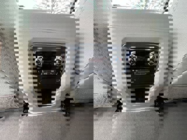 Used 2021 GMC Yukon Denali w/ Denali Premium Package image 24