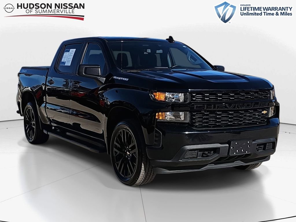 Used 2022 Chevrolet Silverado 1500 Custom image 1