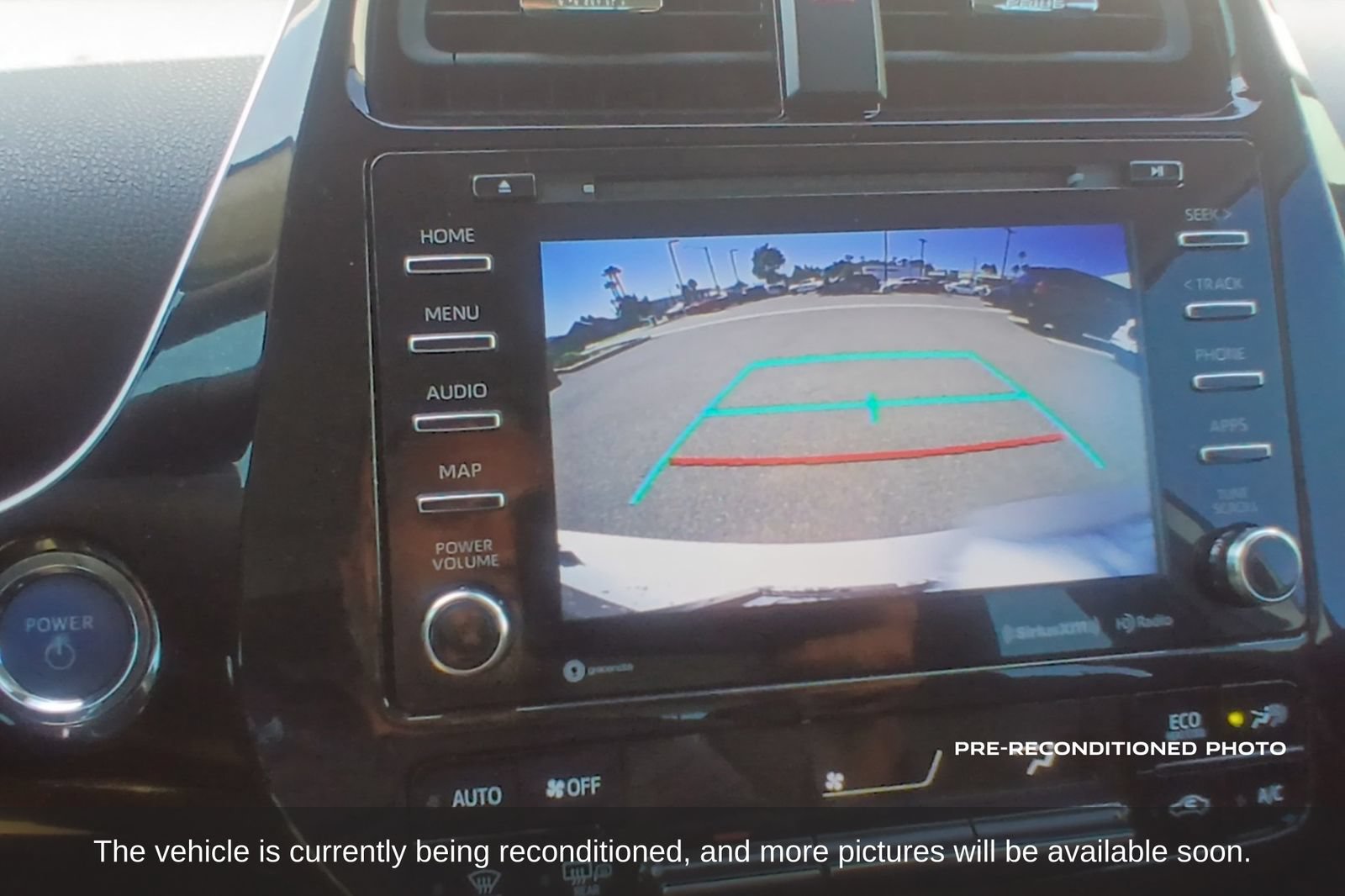 Used 2021 Toyota Prius Prime LE FWD image 17