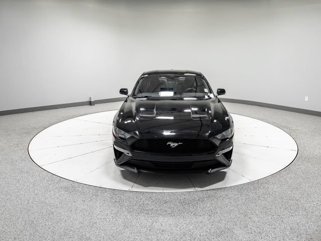 Used 2018 Ford Mustang Coupe w/ Equipment Group 101A RWD image 19