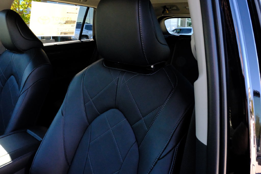 New 2026 Toyota Highlander Platinum AWD/4WD image 15