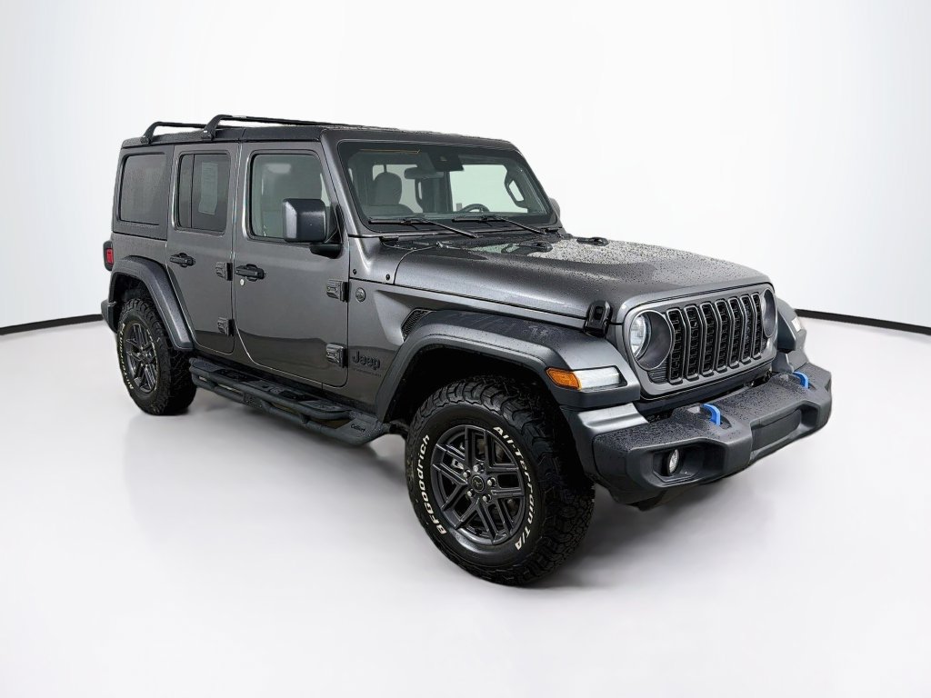 Used 2024 Jeep Wrangler Unlimited Sport AWD/4WD image 3