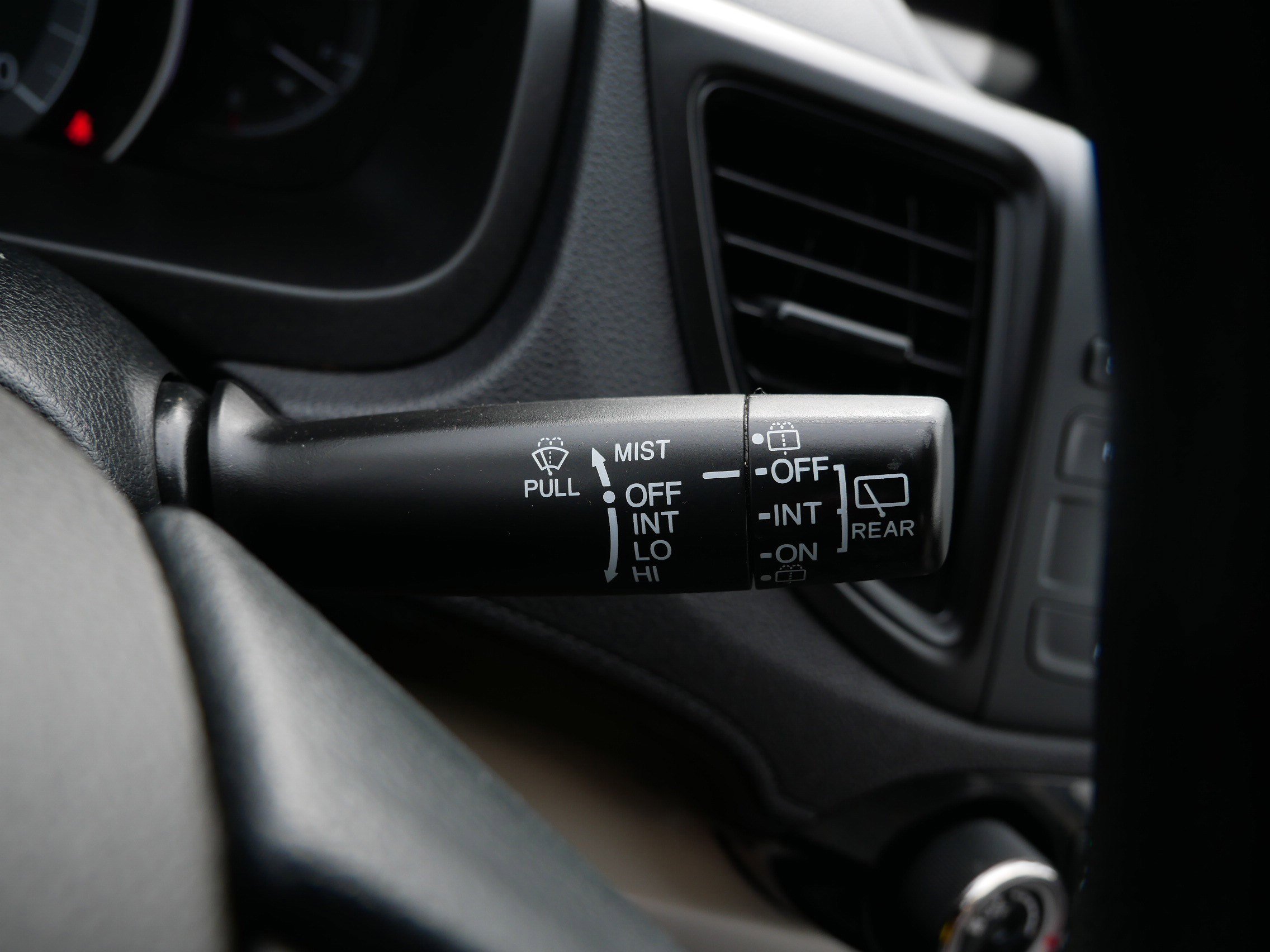 Used 2016 Honda CR-V LX image 33