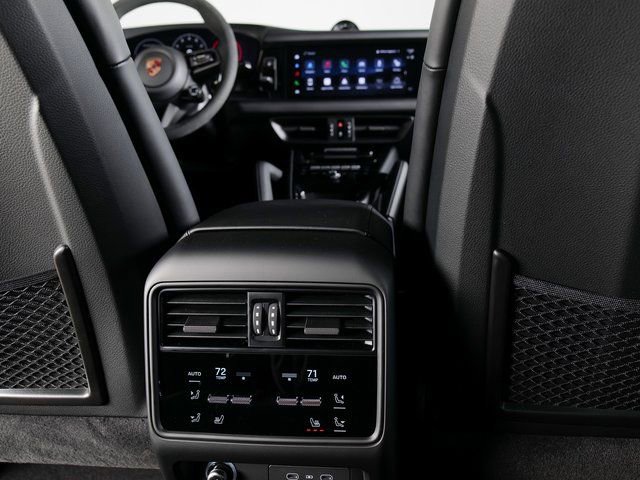 New 2026 Porsche Cayenne GTS image 14
