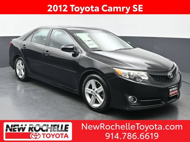 Used 2012 Toyota Camry SE w/ Leather Pkg