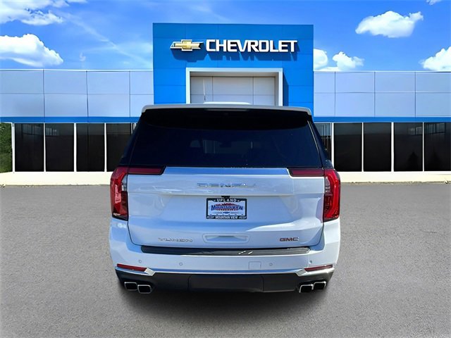 Used 2025 GMC Yukon XL Denali image 4