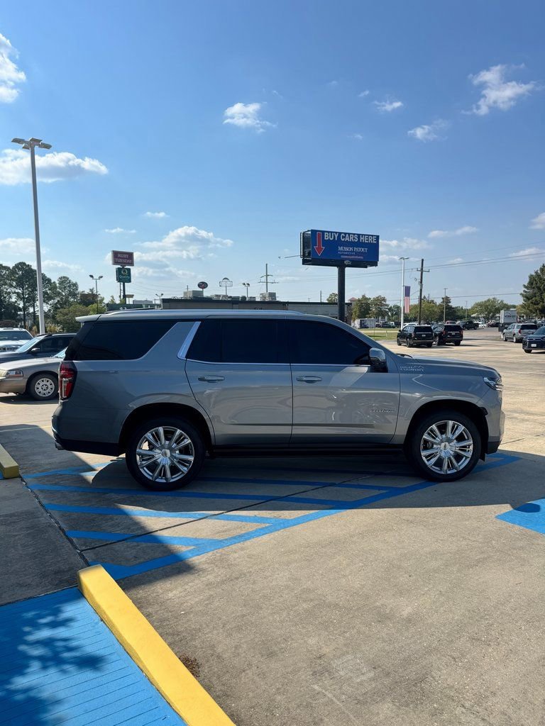 Used 2023 Chevrolet Tahoe High Country image 4