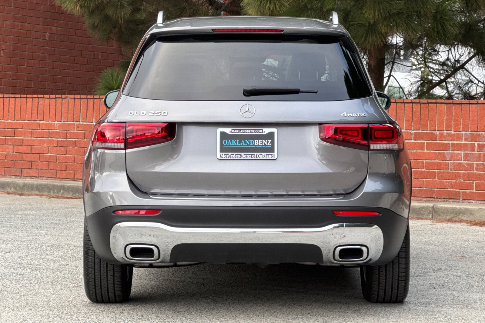 Used 2022 Mercedes-Benz GLB 250 4MATIC image 5