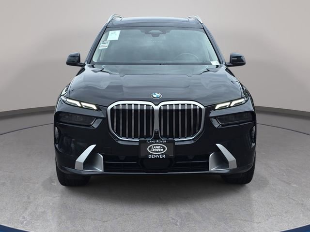 Used 2024 BMW X7 xDrive40i AWD/4WD image 3