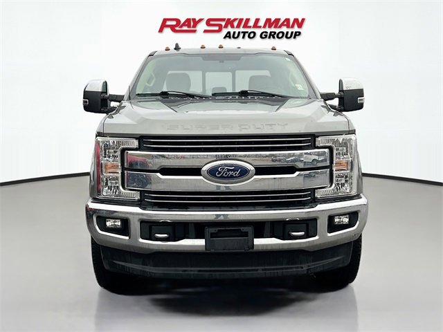 Used 2019 Ford F250 Lariat image 2