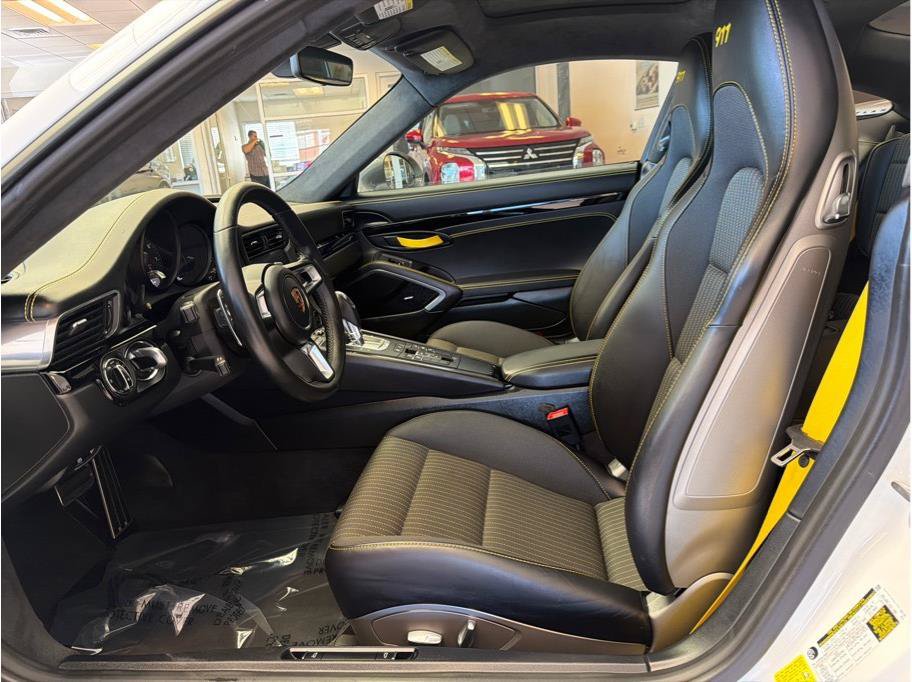 Used 2019 Porsche 911 Carrera T RWD image 11