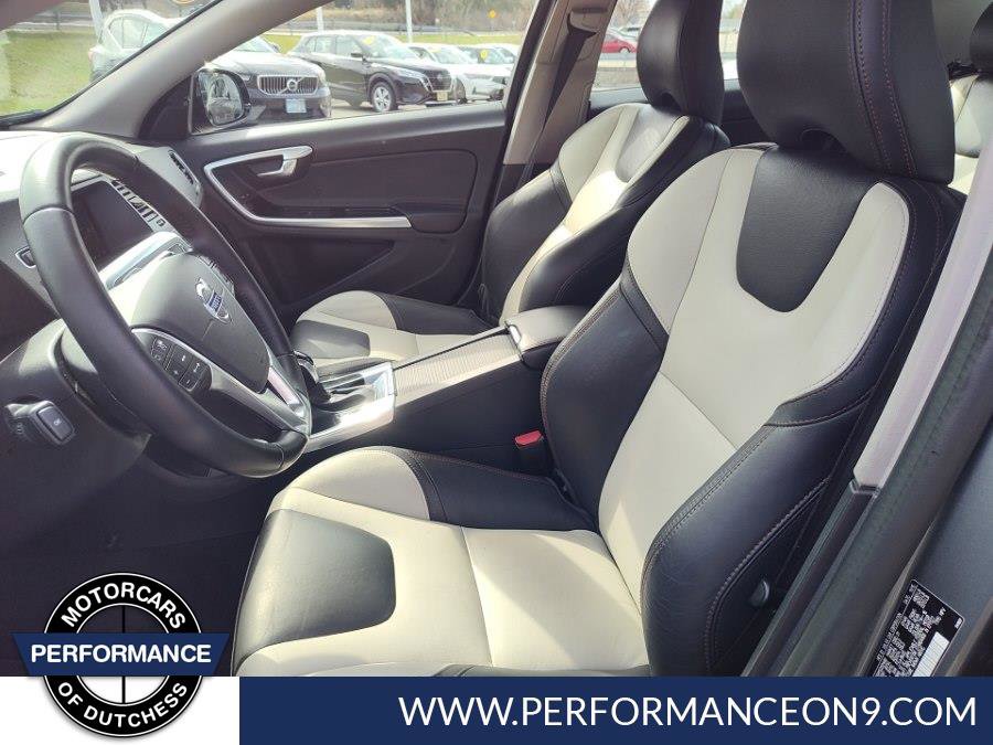 Used 2016 Volvo S60 T5 Cross Country Platinum image 13