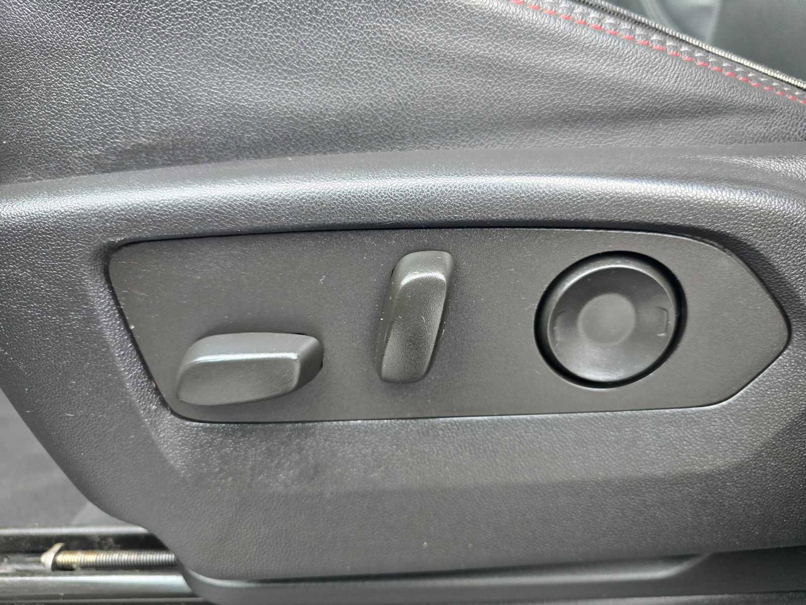 Used 2021 Chevrolet Suburban RST w/ Rear Media and Nav Package image 25