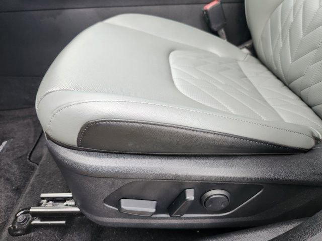 Used 2023 Kia Sportage X-Line w/ X-Line Premium Package AWD/4WD image 23