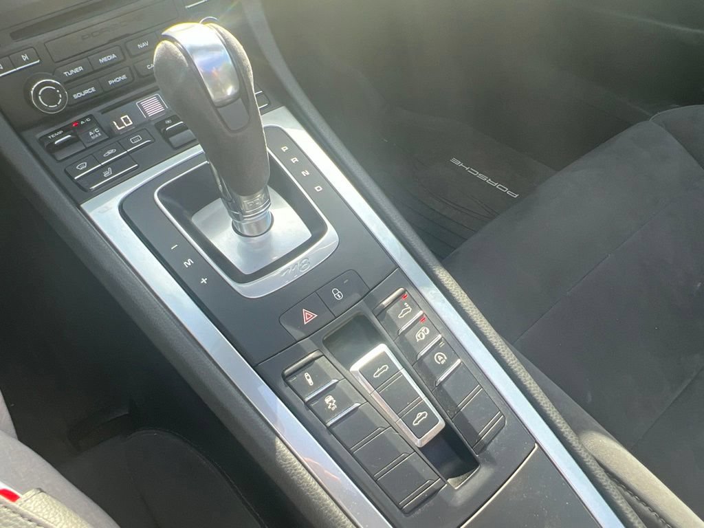 Used 2019 Porsche 718 Boxster GTS RWD image 28