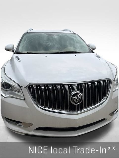 Used 2017 Buick Enclave Leather FWD image 3