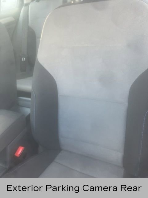 Used 2016 Volkswagen e-Golf SE w/ DC Fast Charging Package image 3