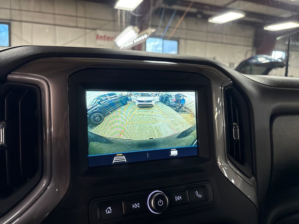 Used 2019 Chevrolet Silverado 1500 Custom Trail Boss AWD/4WD image 24