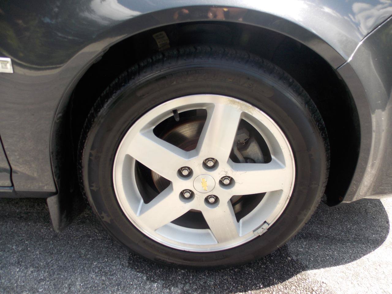 Used 2009 Chevrolet Cobalt LT w/ Preferred Equipment Group FWD image 26