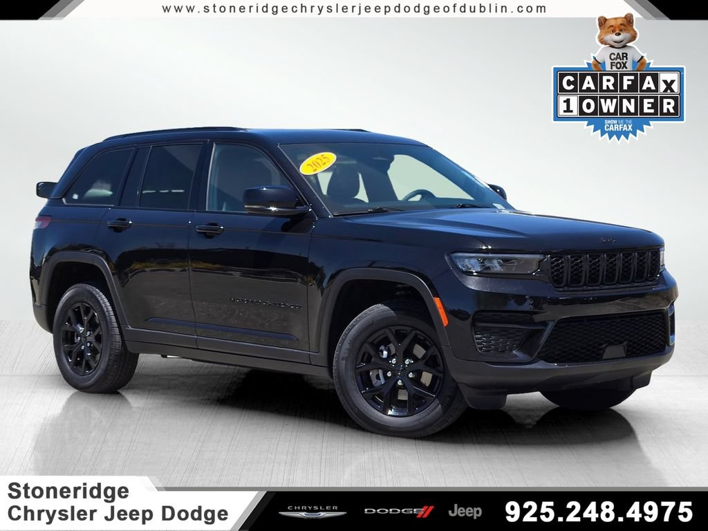 Used 2025 Jeep Grand Cherokee Altitude