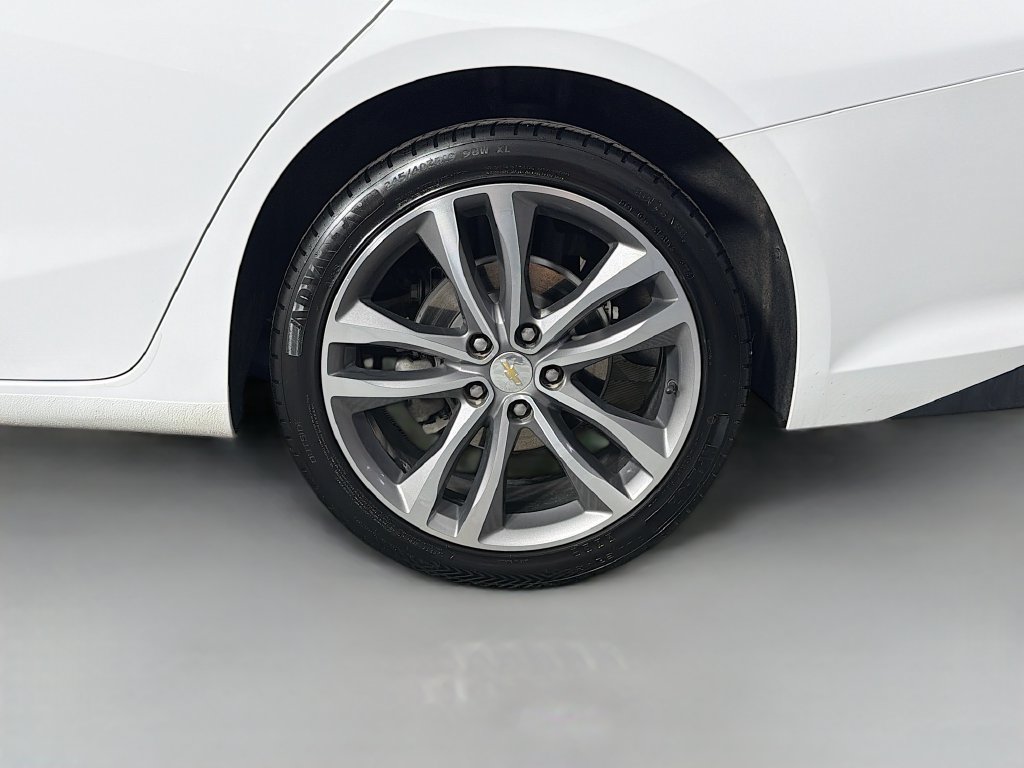 Used 2024 Chevrolet Malibu LT FWD image 32