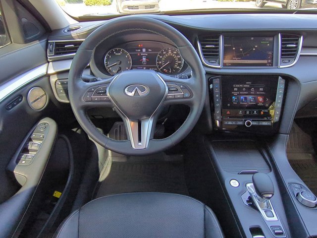 Used 2021 INFINITI QX50 Sensory image 17
