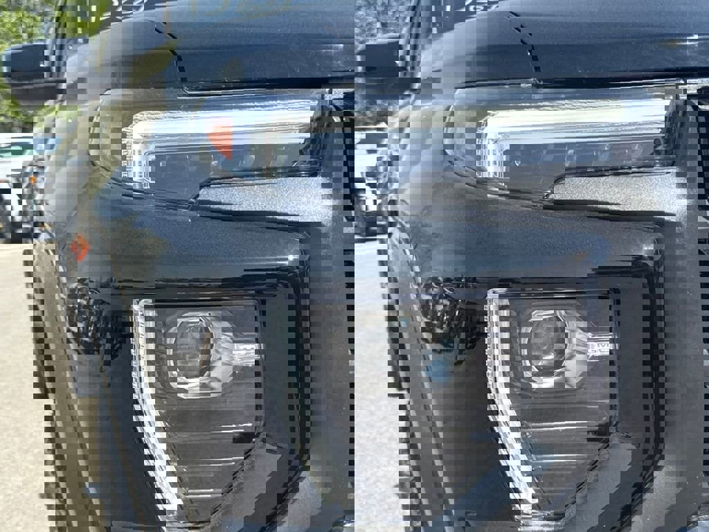 New 2026 GMC Canyon Elevation w/ Convenience Package image 11