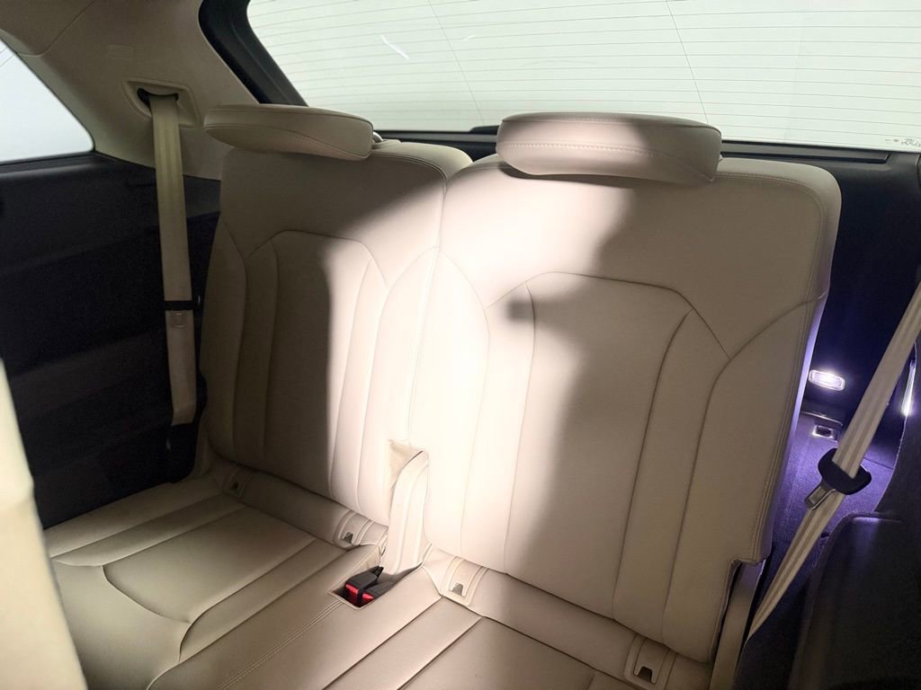 Used 2018 Audi Q7 2.0T Premium Plus AWD/4WD image 23