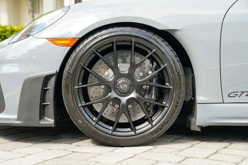 Used 2024 Porsche 718 Cayman GT4 RS image 14