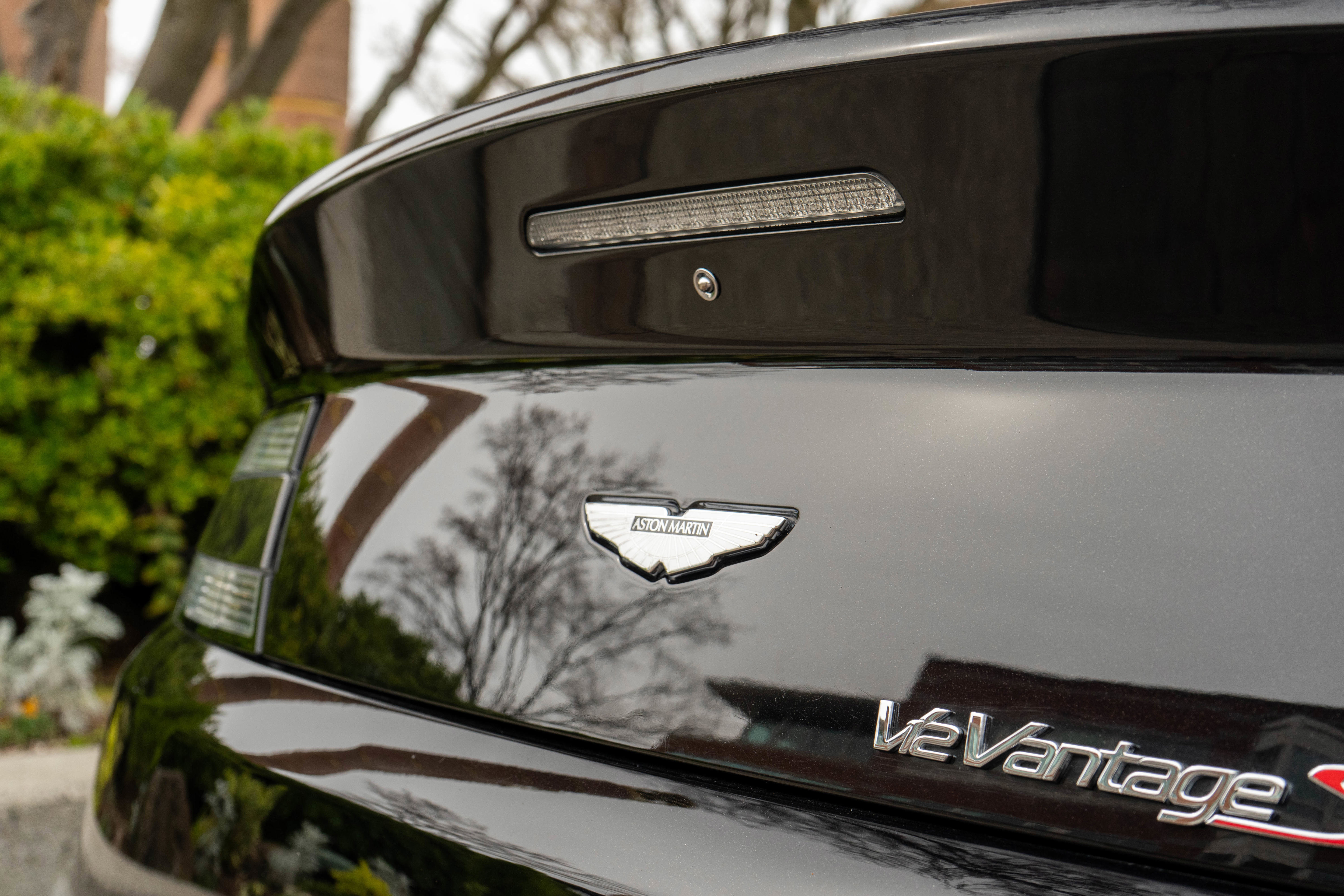 Used 2015 Aston Martin V12 Vantage S image 7