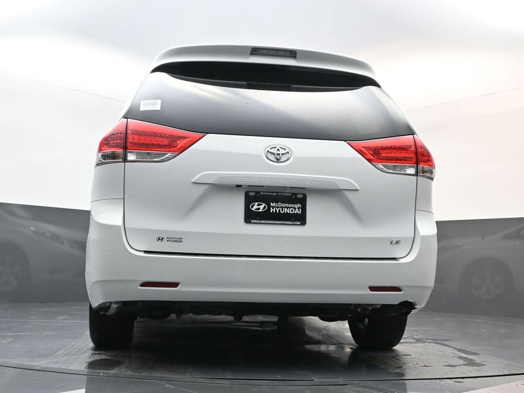 Used 2012 Toyota Sienna LE image 20