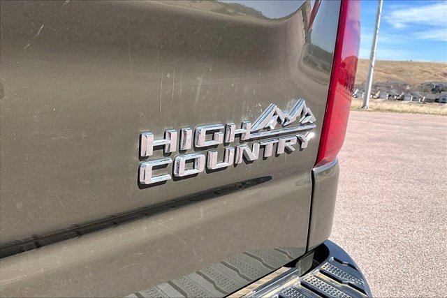 Used 2023 Chevrolet Silverado 1500 High Country image 24