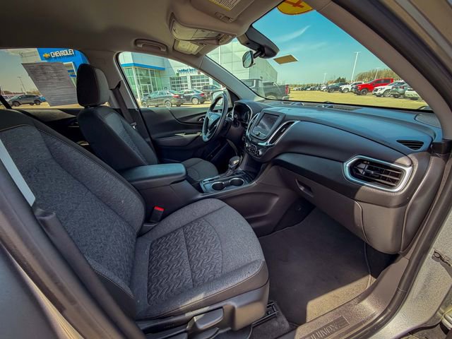 Used 2024 Chevrolet Equinox LT AWD/4WD image 23