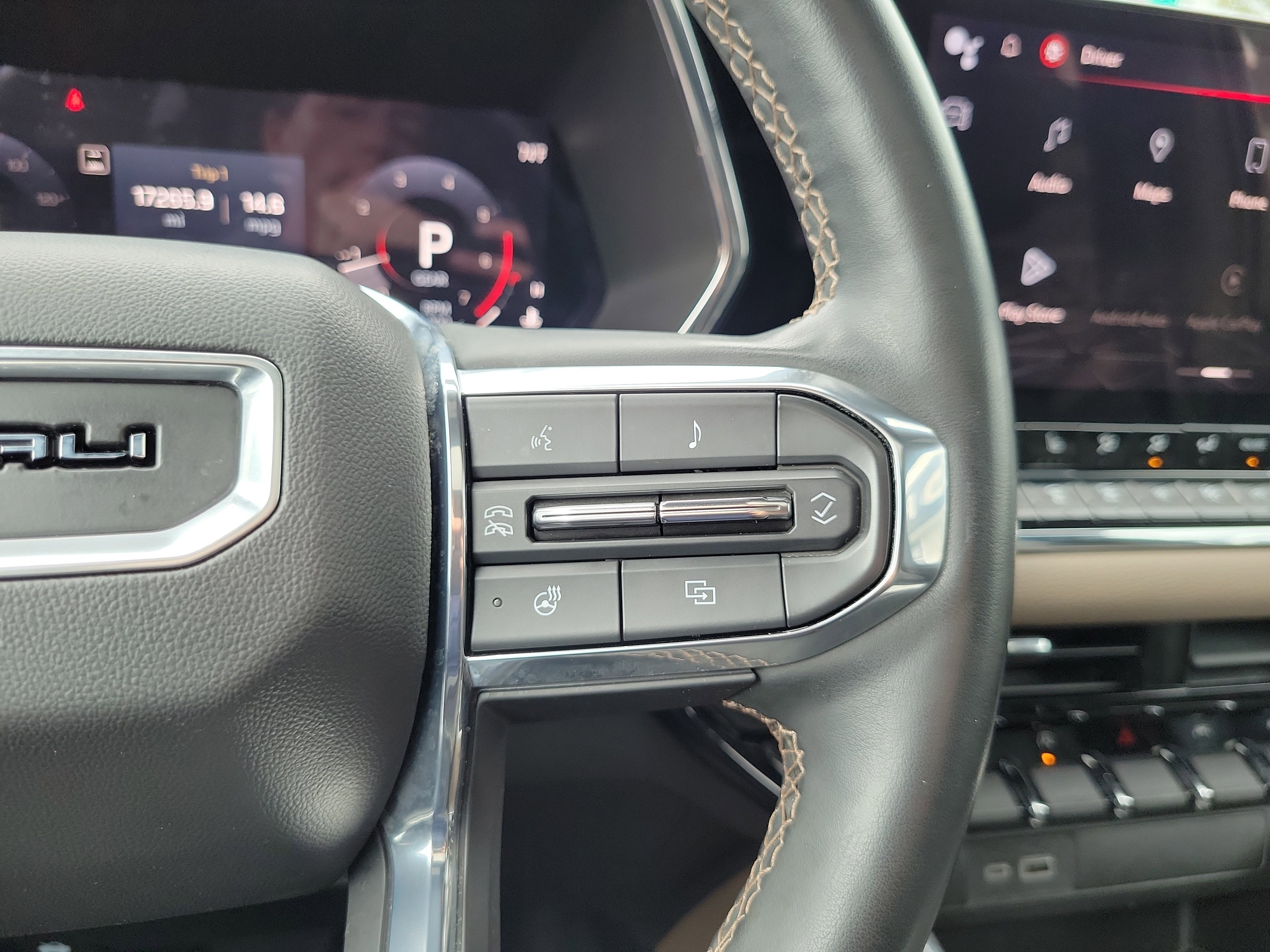 Used 2023 GMC Canyon Denali image 21