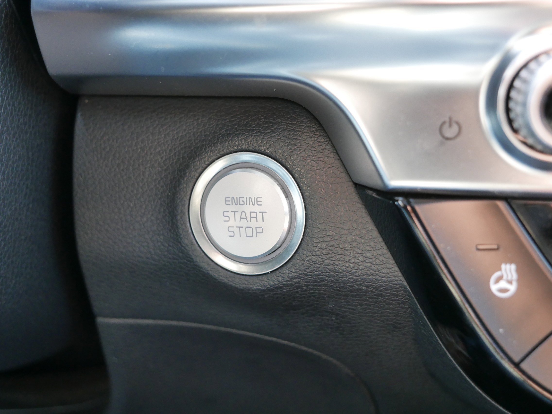 Certified 2022 Kia Telluride SX w/ SX Prestige Package image 30