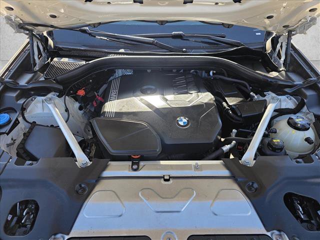 Used 2023 BMW X4 xDrive30i image 27