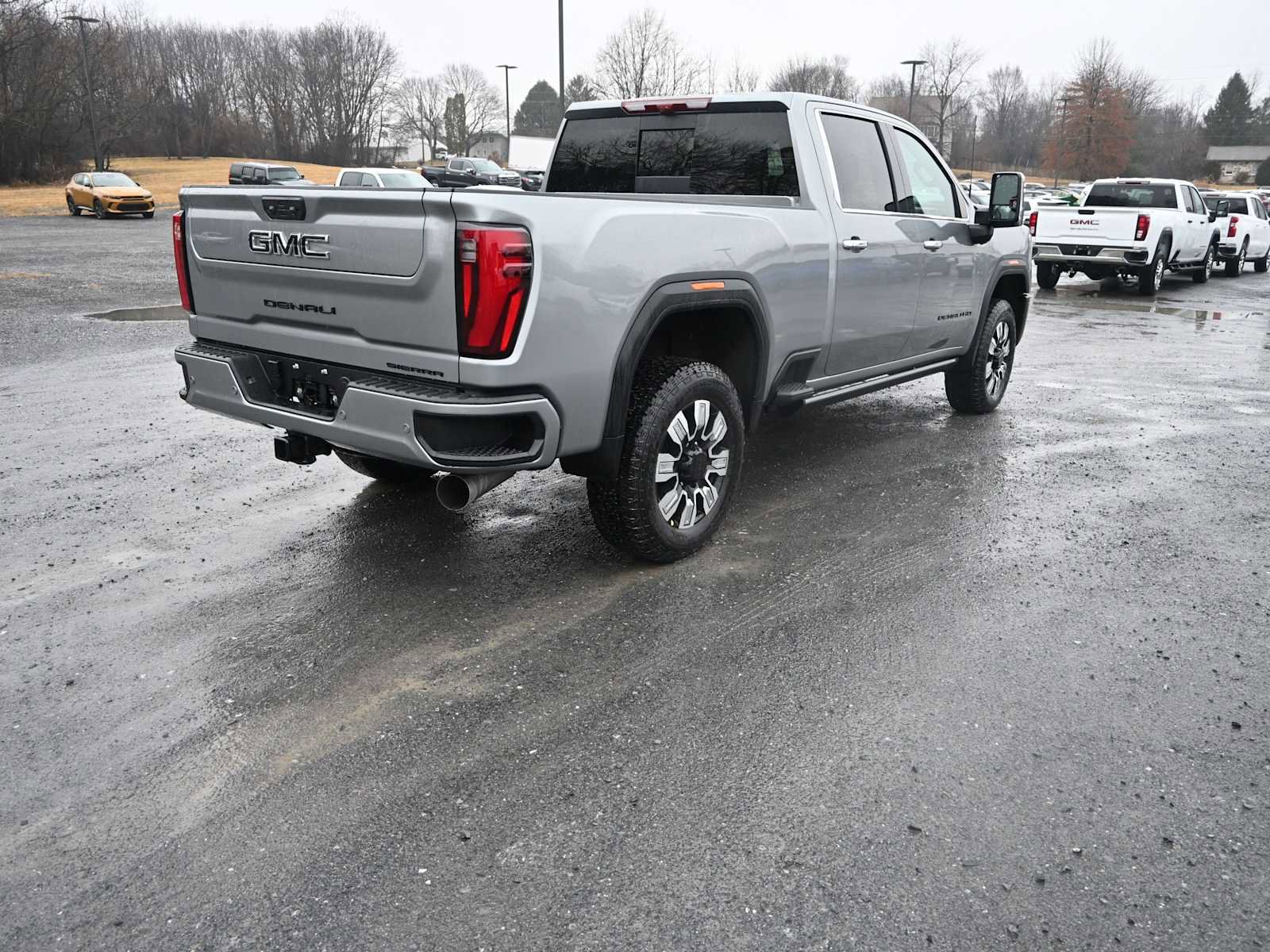 New 2026 GMC Sierra 2500 Denali w/ Denali Reserve Package image 3
