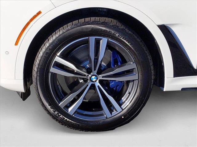 New 2025 BMW X7 M60i w/ Climate Comfort Package image 10