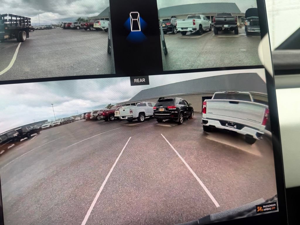 Used 2024 Tesla Cybertruck Cyberbeast AWD/4WD image 18