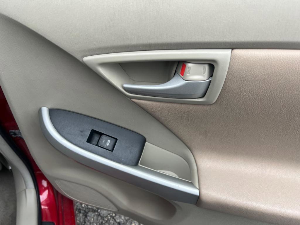 Used 2011 Toyota Prius Two image 15