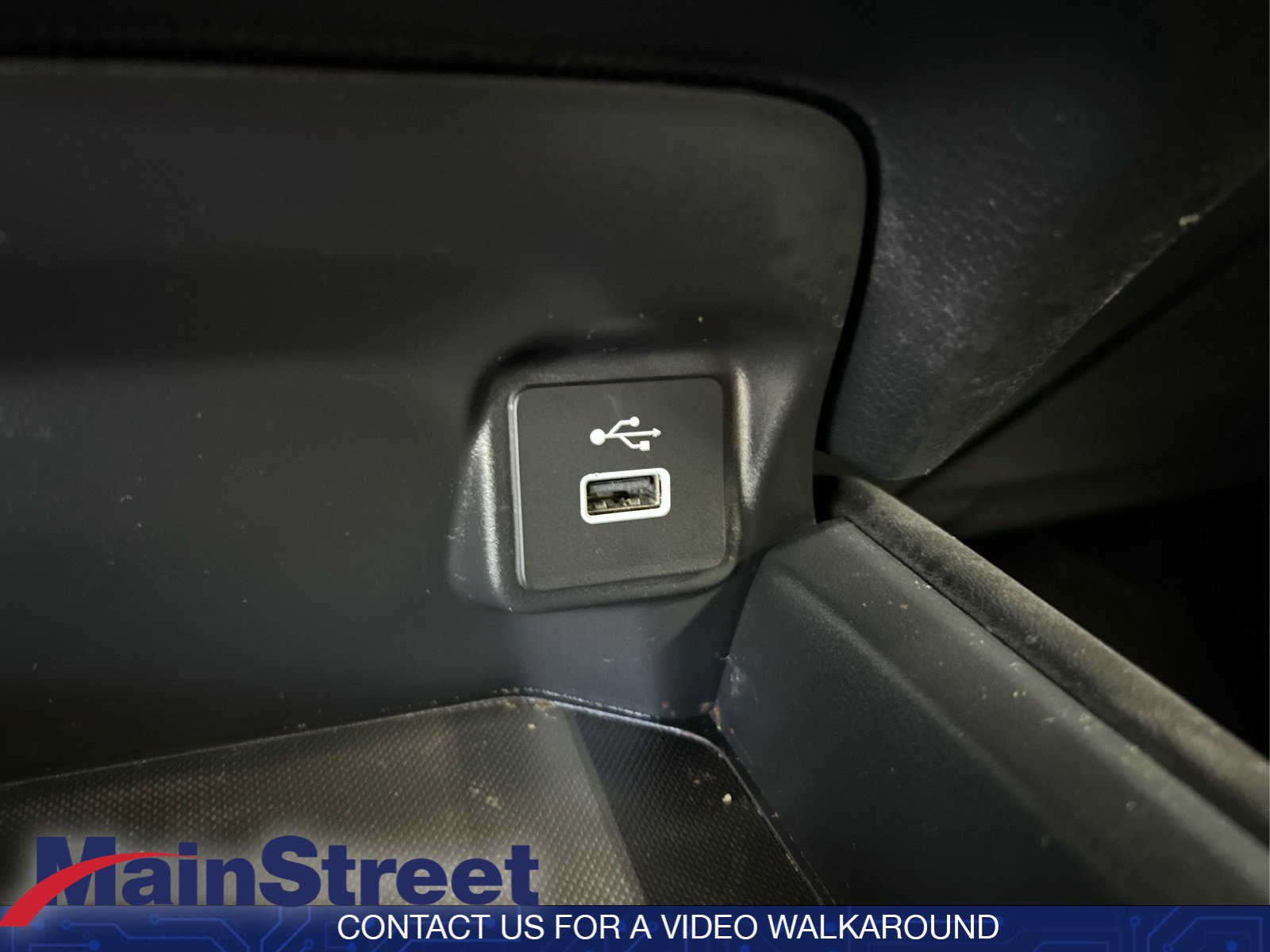 Used 2024 Honda HR-V Sport image 32