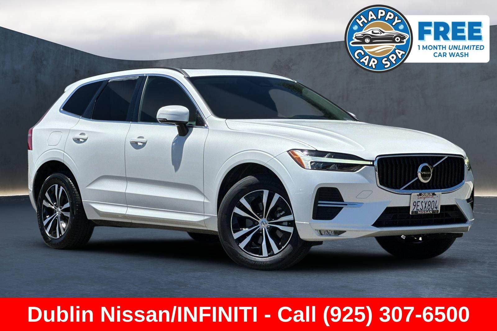 Used 2023 Volvo XC60 B5 Core w/ Protection Package Premier FWD image 1